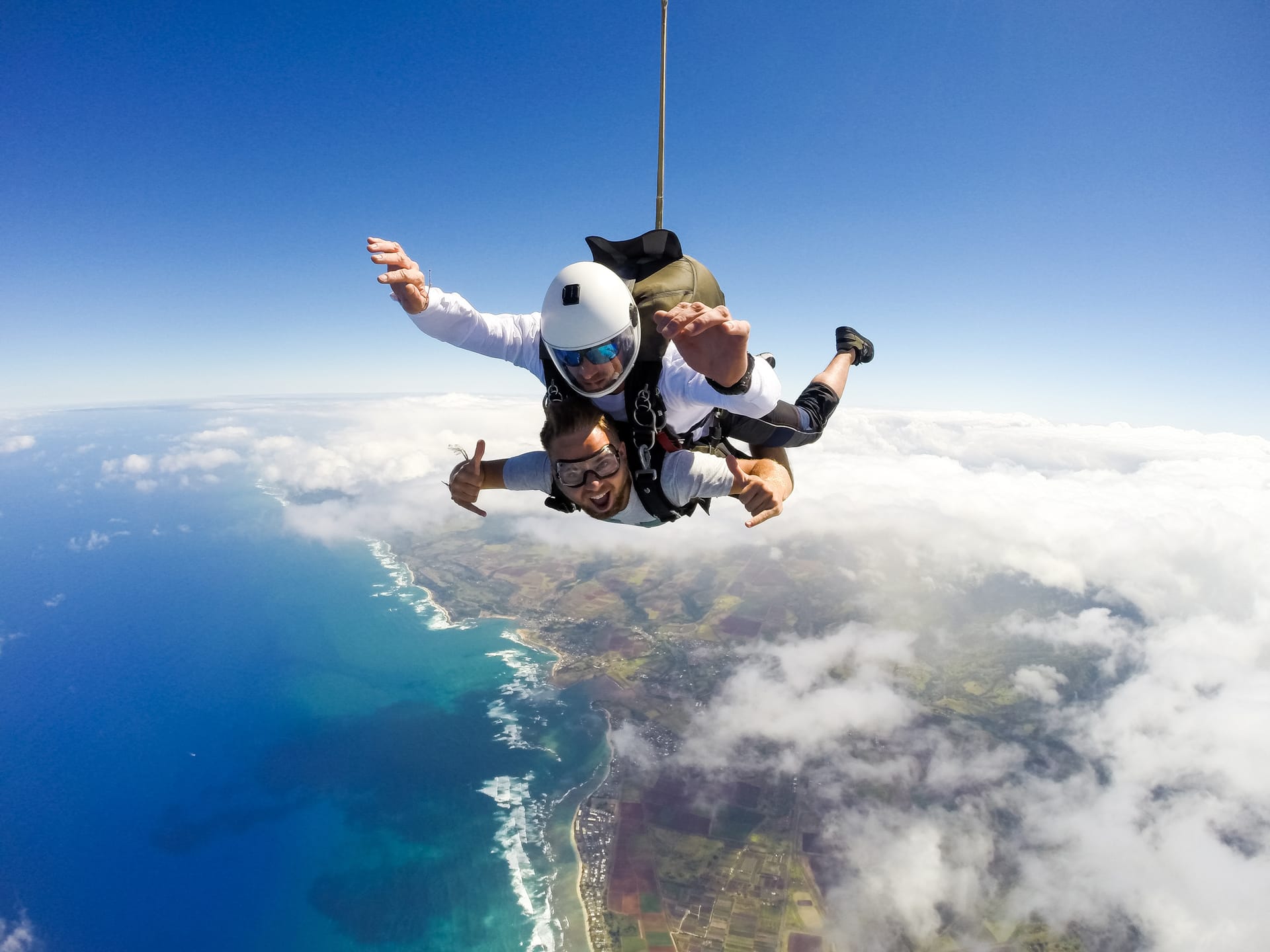 Tim Schneider beim Skydiving